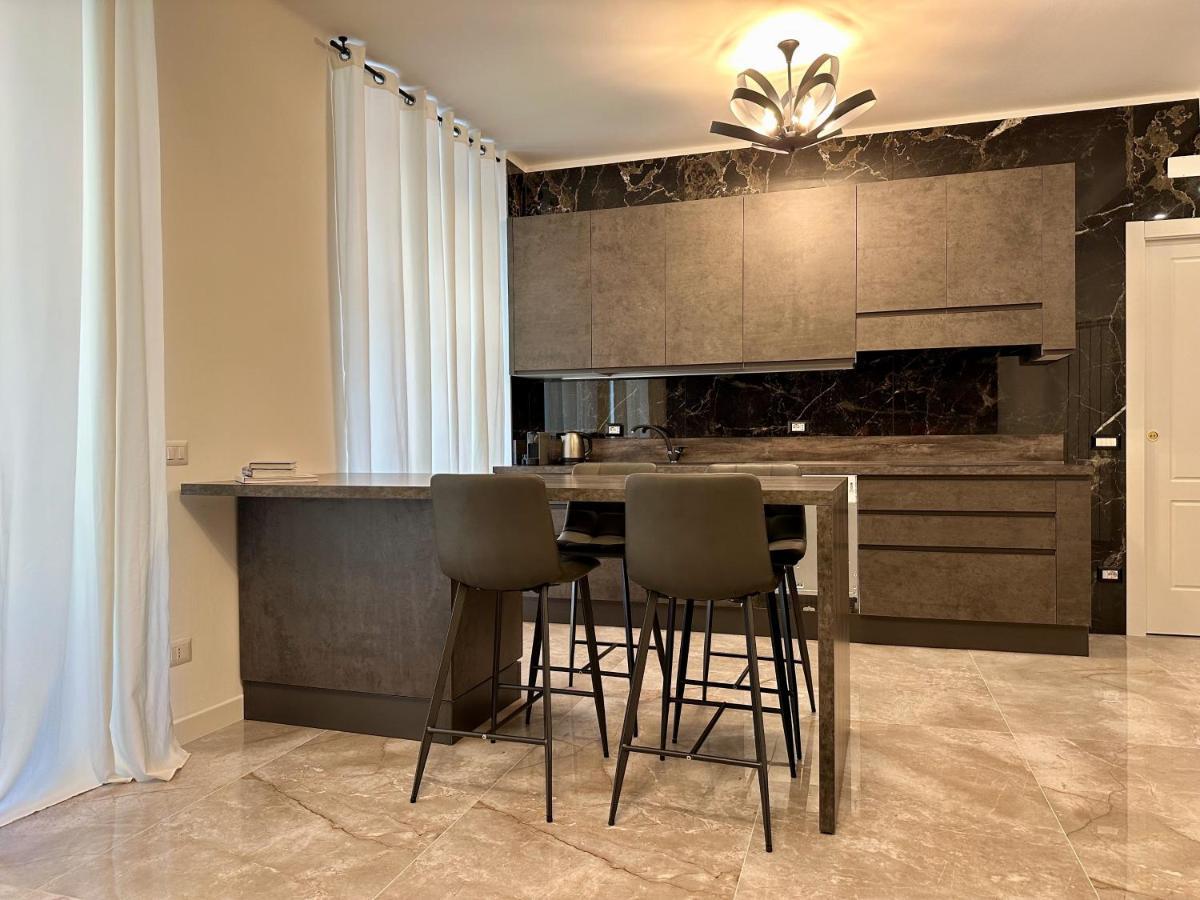 Magic Place Bergamo! Classy Apartment In The Heart Of The City Eksteriør bilde