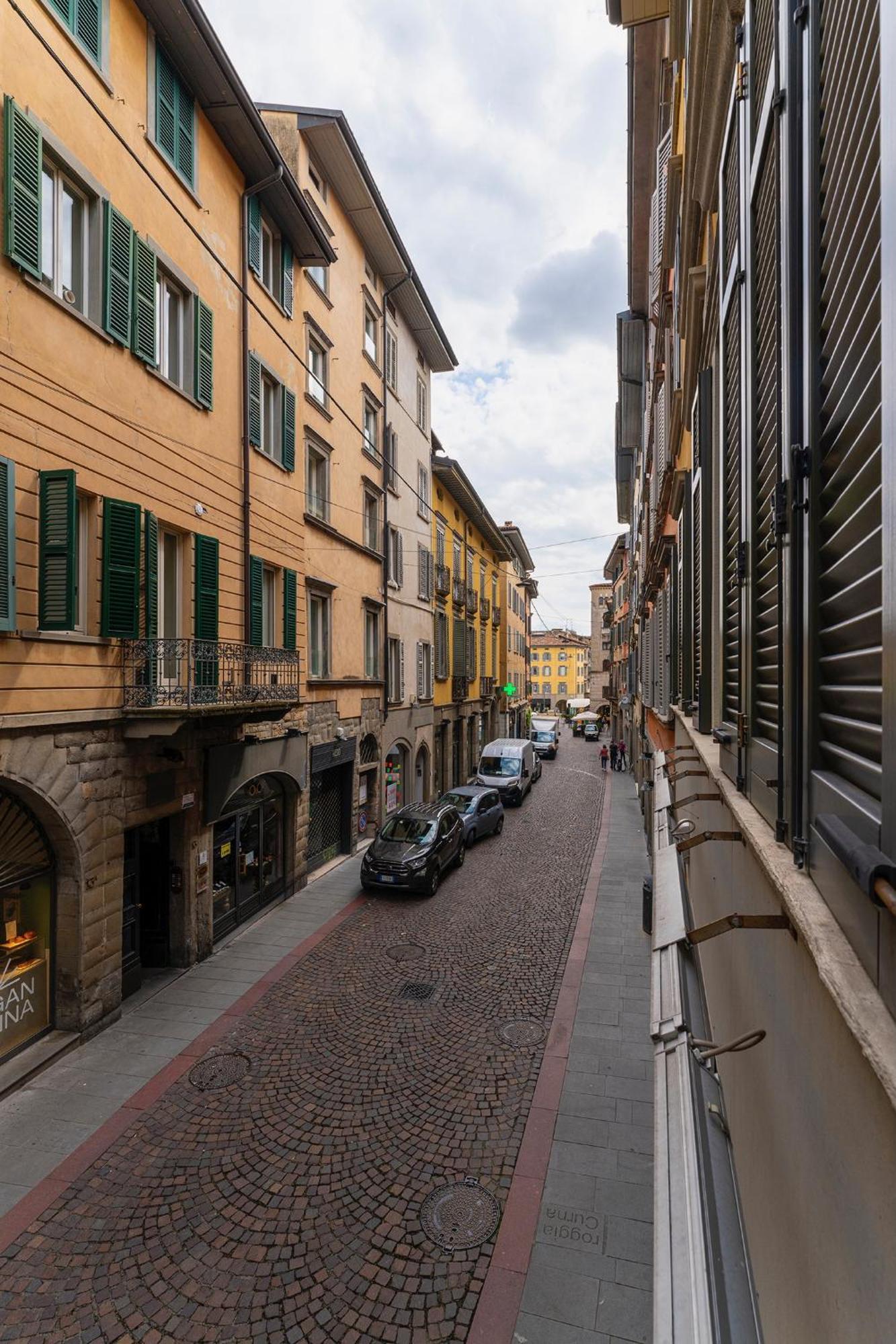 Magic Place Bergamo! Classy Apartment In The Heart Of The City Eksteriør bilde